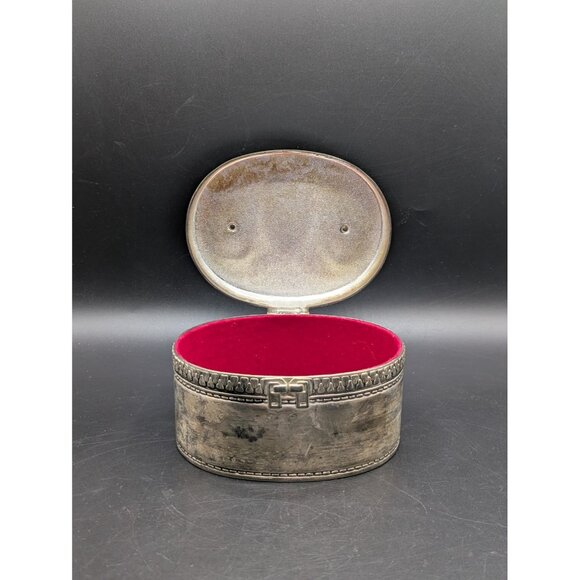 Vtg Vera Lucino Silver Hinged Box 2003 Zipper Detail Red Velvet Lining 5x4 Oval - Picture 2 of 8